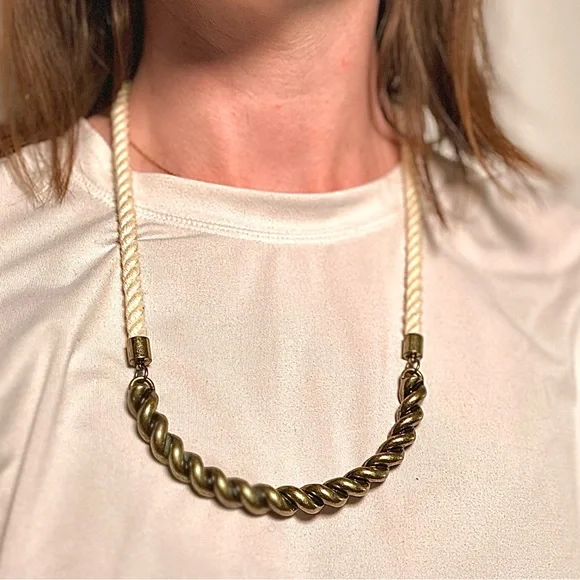 Madewell Rope Necklace - Picture 4 of 4